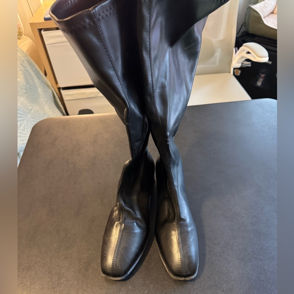 Black Knee-High Leather Boots